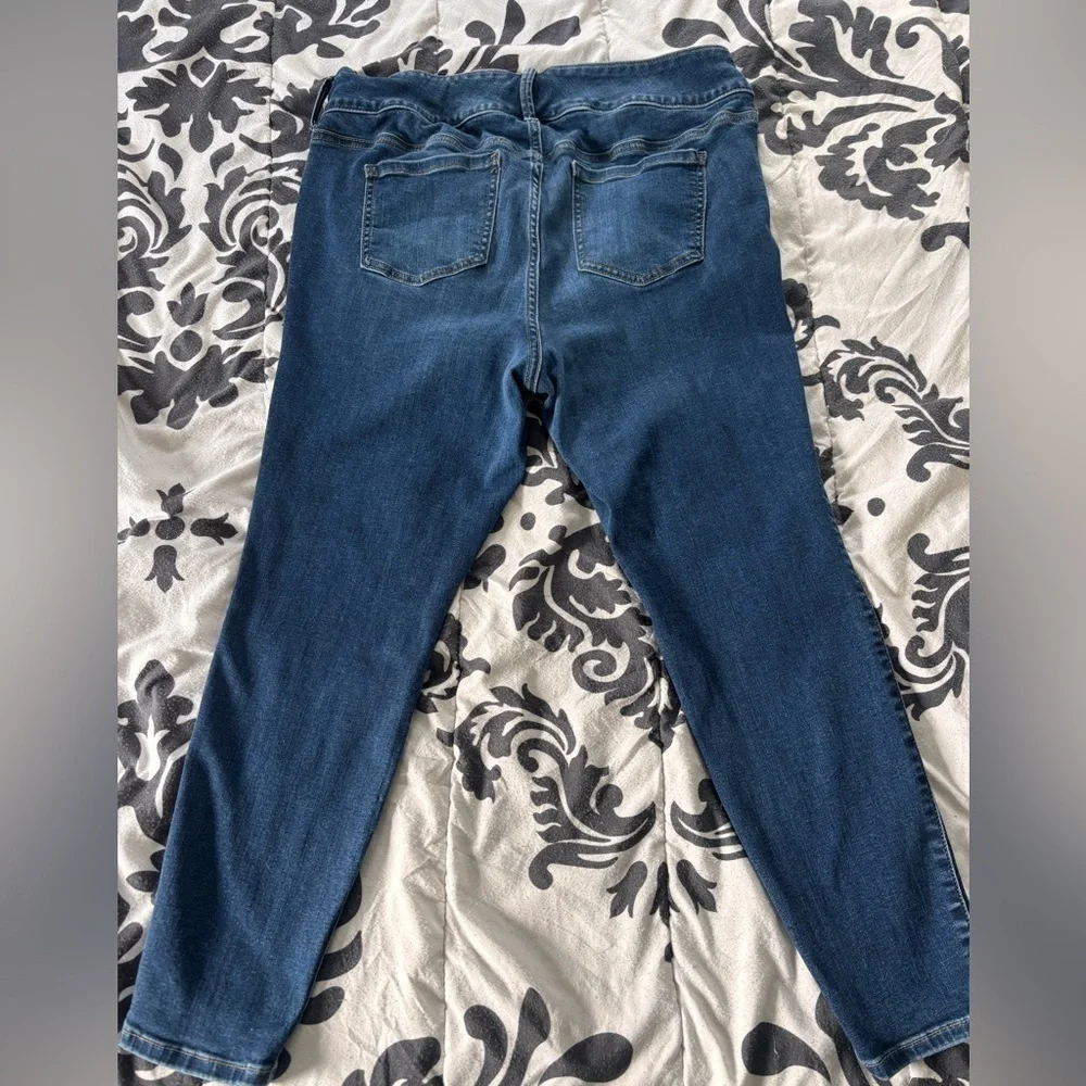 Torrid Super Soft Jeggings – Dark Wash | Size 14S | Like New - Picture 4 of 4